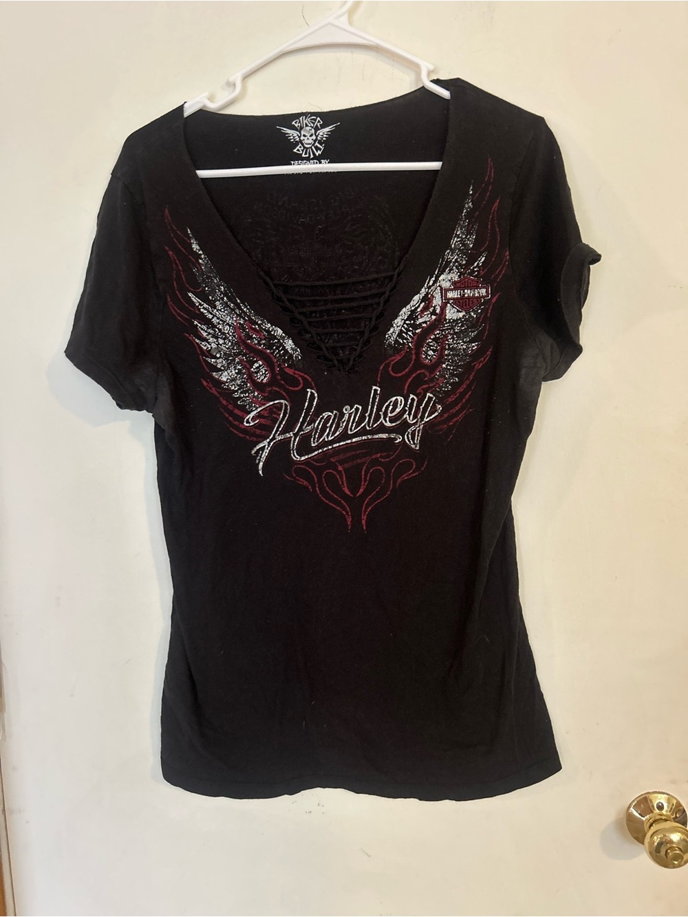 Harley Davidson V-neck Cut out Shirt, Size XL